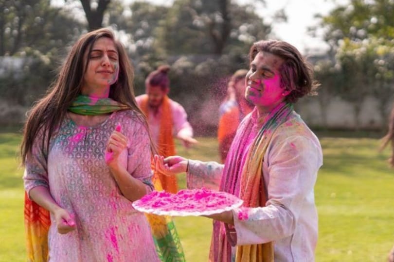 Top 10 Outfit Ideas for Holi: Dazzling White with a Colorful Twist